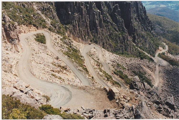 Tasmania 4WD Tracks Guide: Mud, Coast & Mountain Adventures